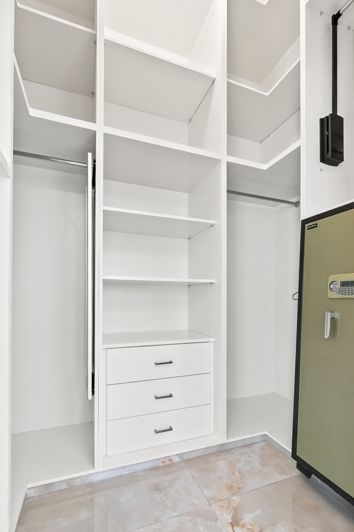 Image No.44-5 Bed Villa for sale