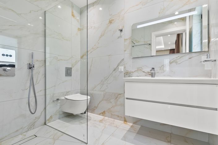 Image No.50-5 Bed Villa for sale