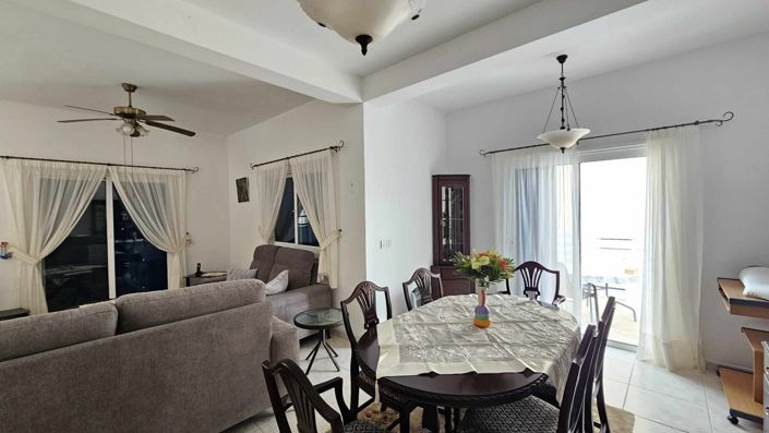 Image No.12-3 Bed House for sale