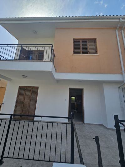 Image No.2-3 Bed House for sale