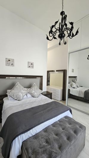 Image No.26-4 Bed House for sale