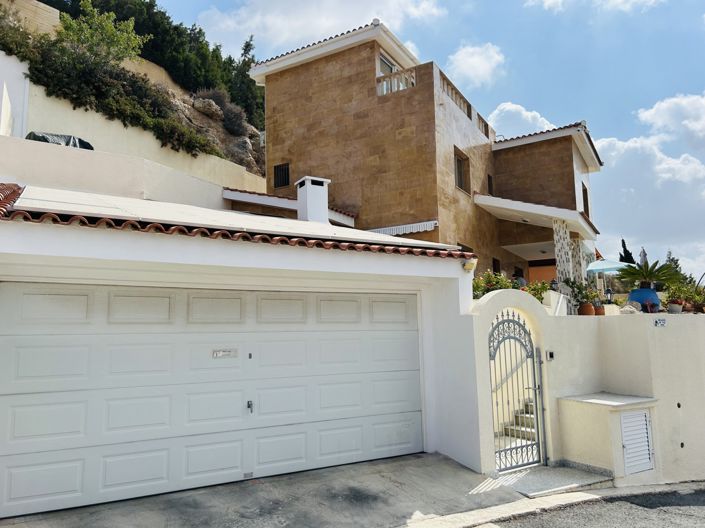 Image No.8-4 Bed Villa for sale