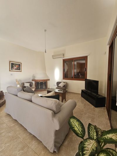 Image No.11-3 Bed Villa for sale