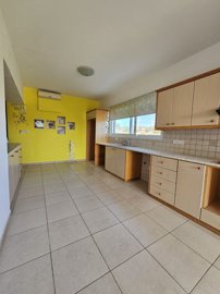 55297-semi-detached-villa-for-sale-in-achelei