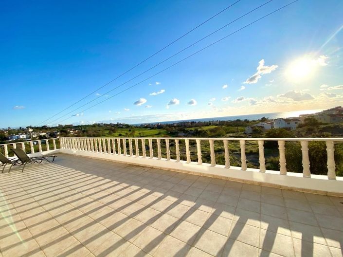 Image No.10-5 Bed Villa for sale