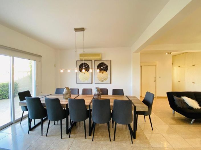 Image No.17-5 Bed Villa for sale