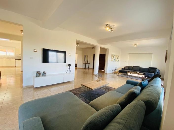 Image No.19-5 Bed Villa for sale