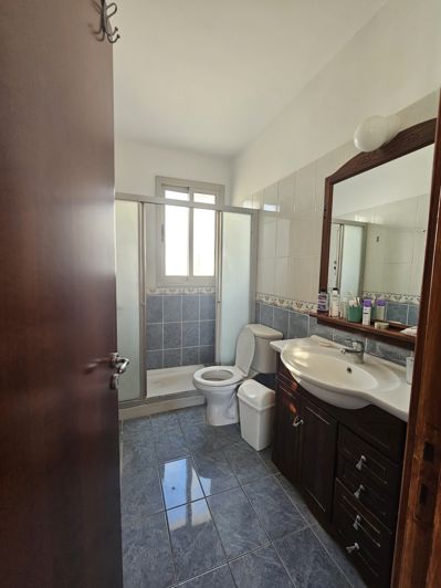 Image No.11-4 Bed House for sale