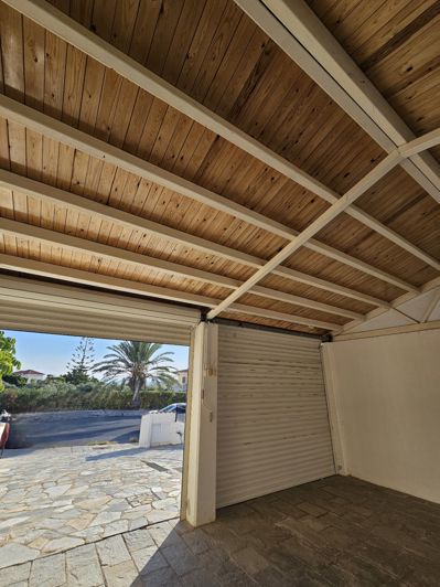 Image No.34-4 Bed House for sale