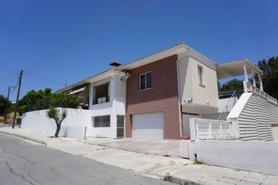 53177-bungalow-for-sale-in-mesa-chorioorig