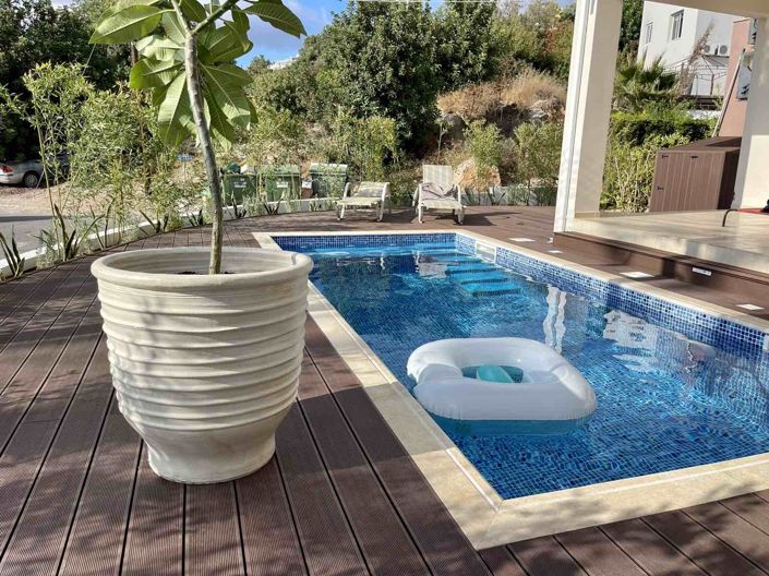 Image No.6-5 Bed House for sale