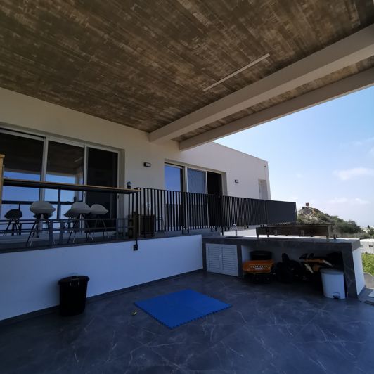 Image No.30-4 Bed House for sale