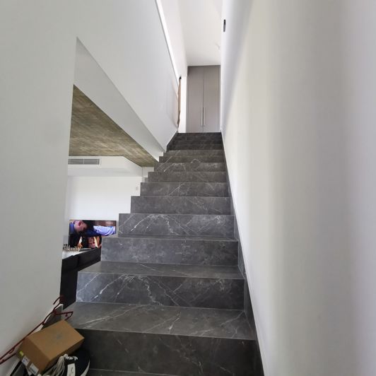 Image No.9-4 Bed House for sale