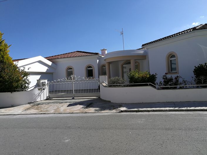 Image No.2-5 Bed Villa for sale