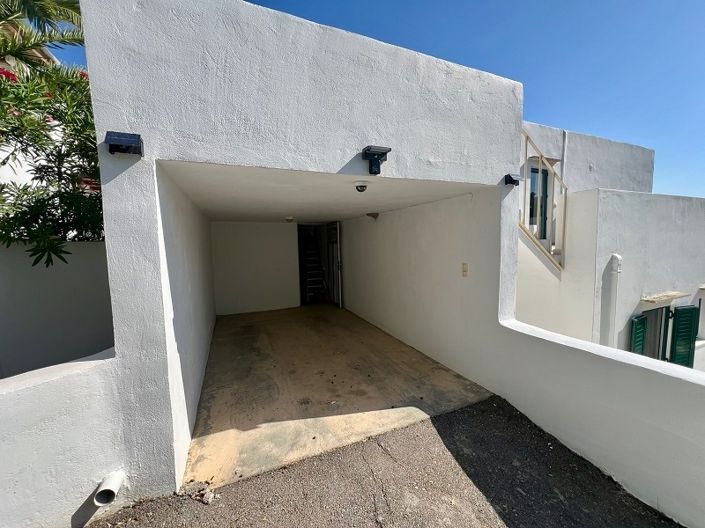 Image No.20-2 Bed Apartment for sale