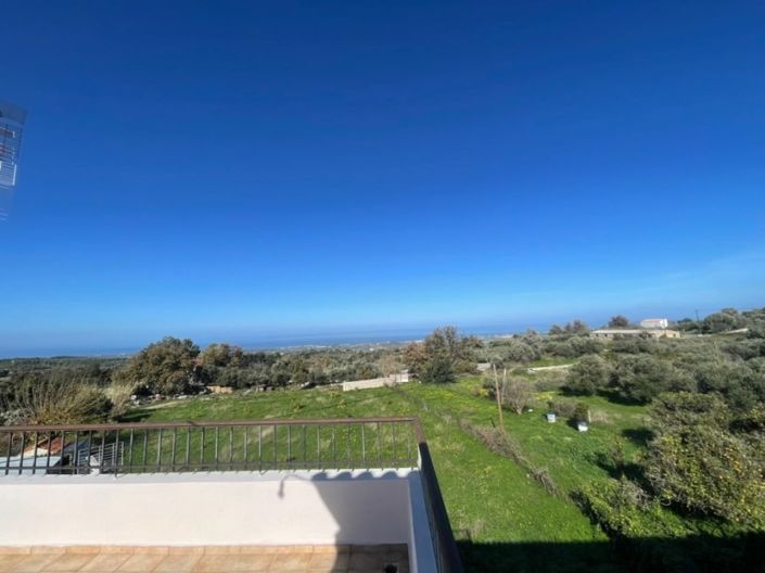Image No.1-3 Bed Apartment for sale