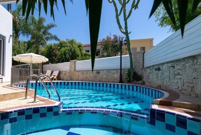 Image No.1-4 Bed Villa for sale