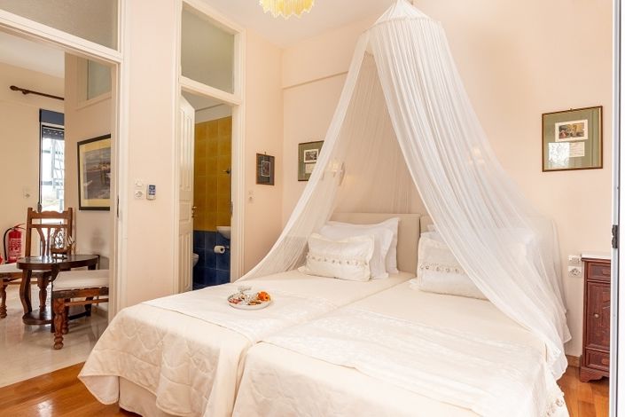 Image No.12-4 Bed Villa for sale