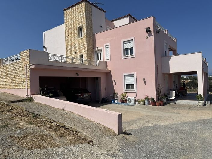 Image No.24-6 Bed Villa for sale