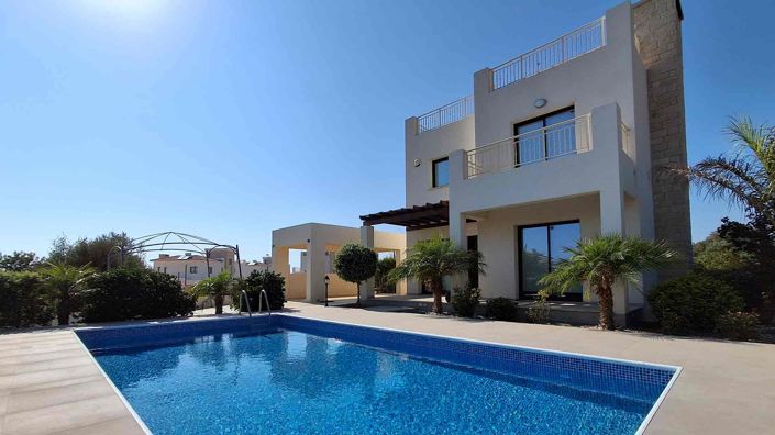 Image No.3-3 Bed Villa for sale