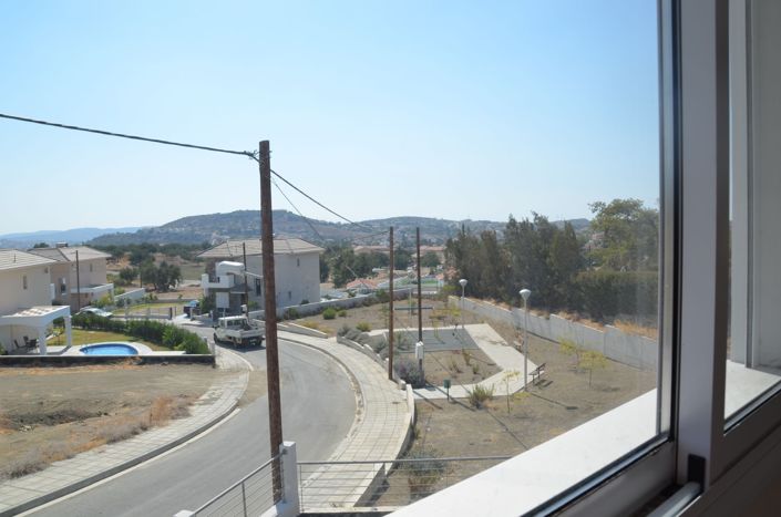 Image No.1-3 Bed House for sale