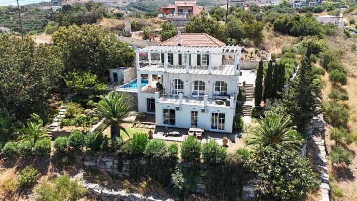 Image No.1-6 Bed House for sale
