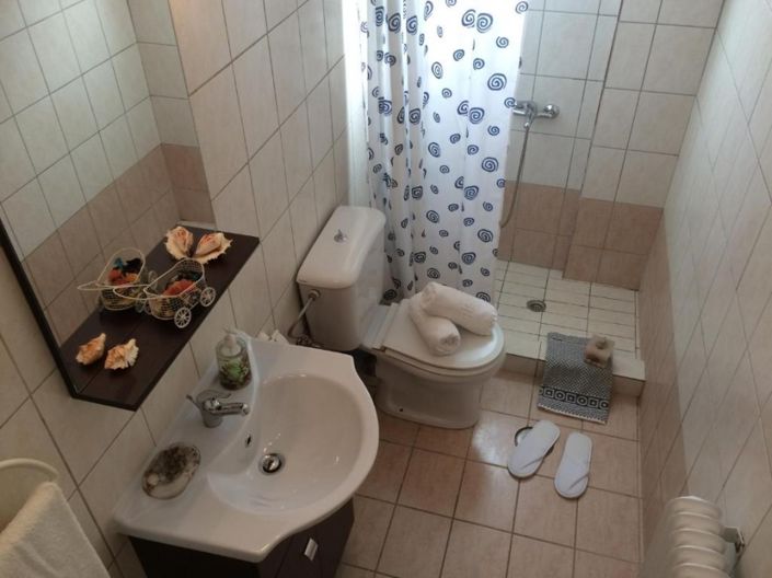 Image No.18-3 Bed House for sale