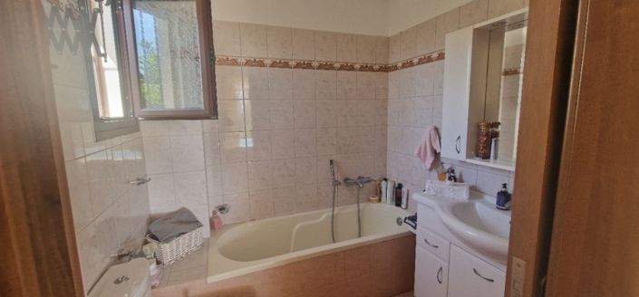 Image No.11-2 Bed Villa for sale