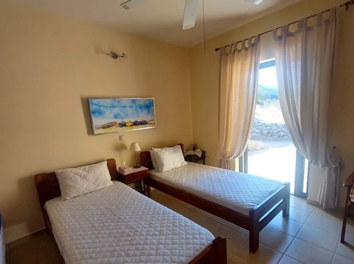 Image No.10-3 Bed Villa for sale