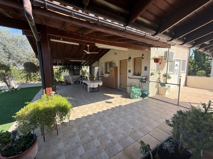 Image No.7-Propriété de 3 chambres à vendre à Aradippou