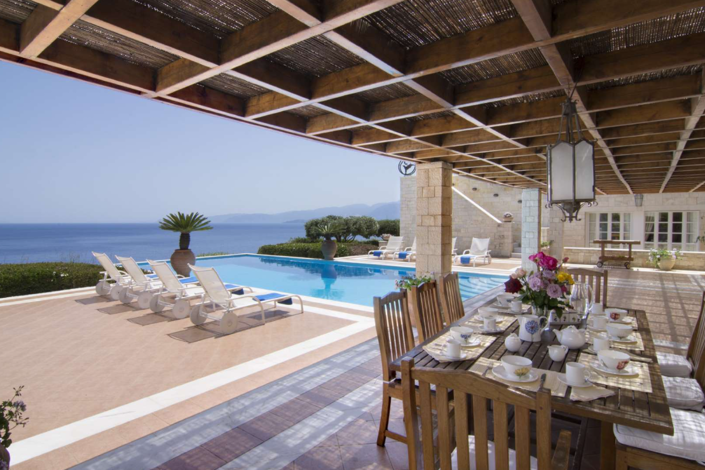 Image No.2-8 Bed House for sale