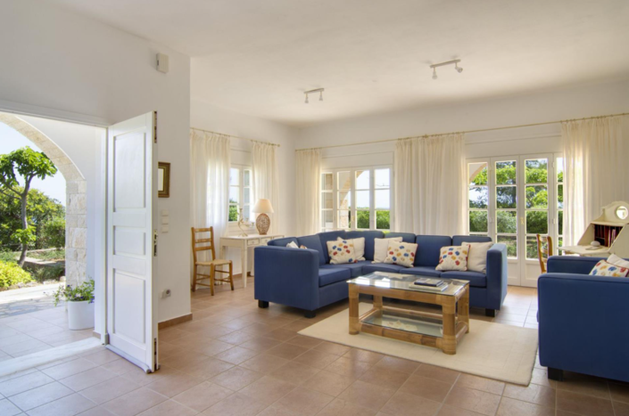 Image No.7-8 Bed House for sale