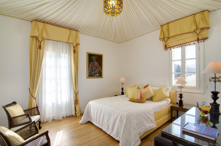 Image No.9-8 Bed House for sale