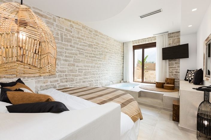 Image No.11-6 Bed Villa for sale