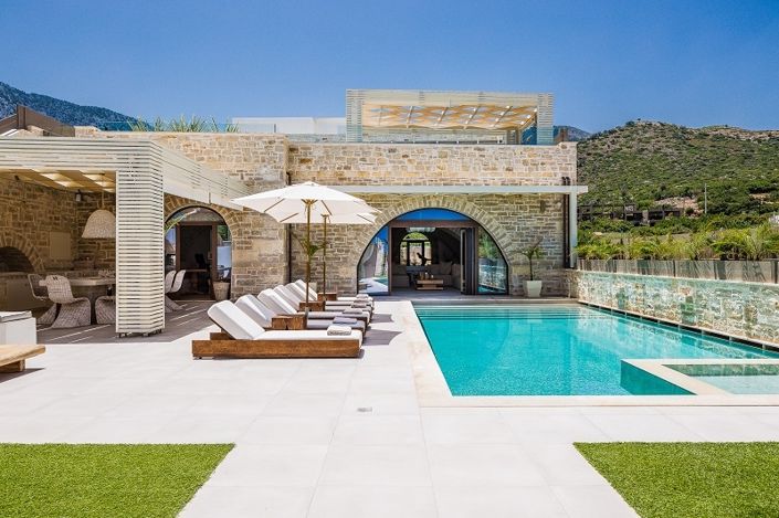 Image No.2-6 Bed Villa for sale