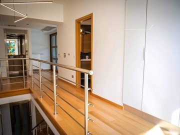 11f80d95-8151-4579-80b1-338be51788f8