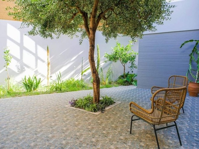 Image No.13-6 Bed House for sale