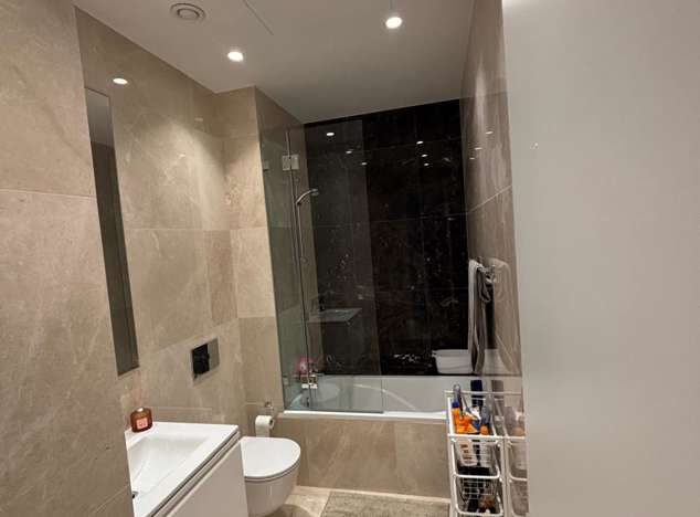 Image No.14-3 Bed Property for sale