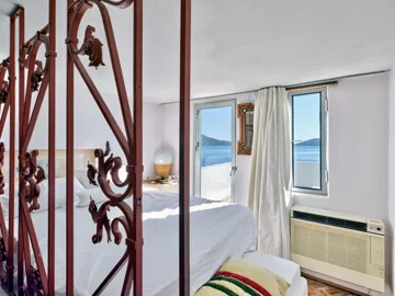 9746a5b4-cbb7-4d04-a03c-a78f481a45b2