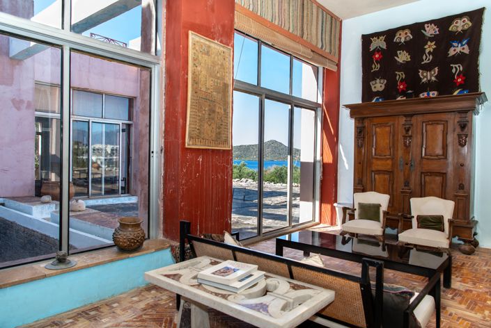 Image No.25-8 Bed House for sale