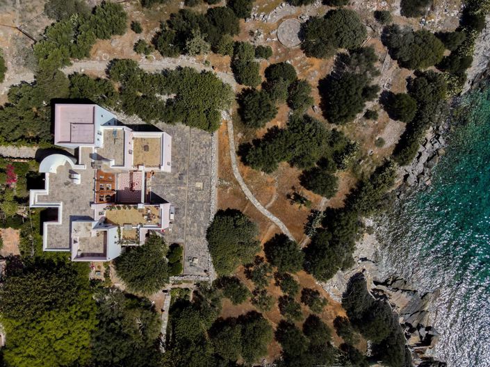 Image No.33-8 Bed House for sale