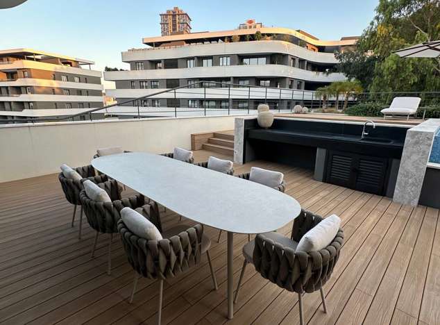 Image No.18-3 Bed Property for sale