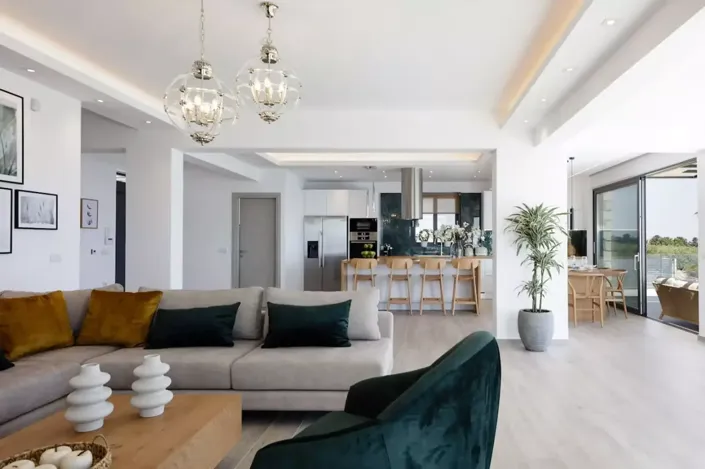 Image No.10-4 Bed House for sale