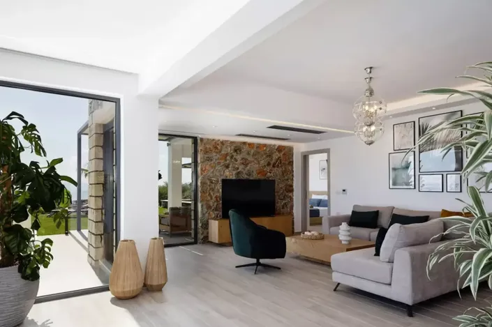 Image No.13-4 Bed House for sale