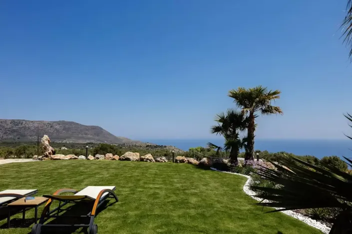 Image No.14-4 Bed House for sale