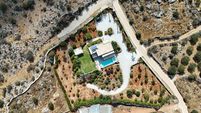 Image No.9-4 Bed House for sale