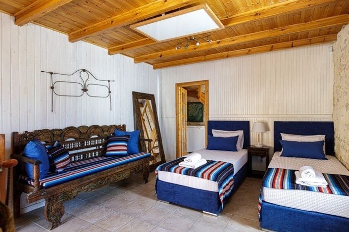 Image No.8-3 Bed House for sale