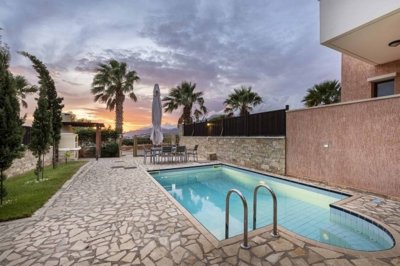 a3fd812d-d256-42ff-a1d9-0aa7640fd18a