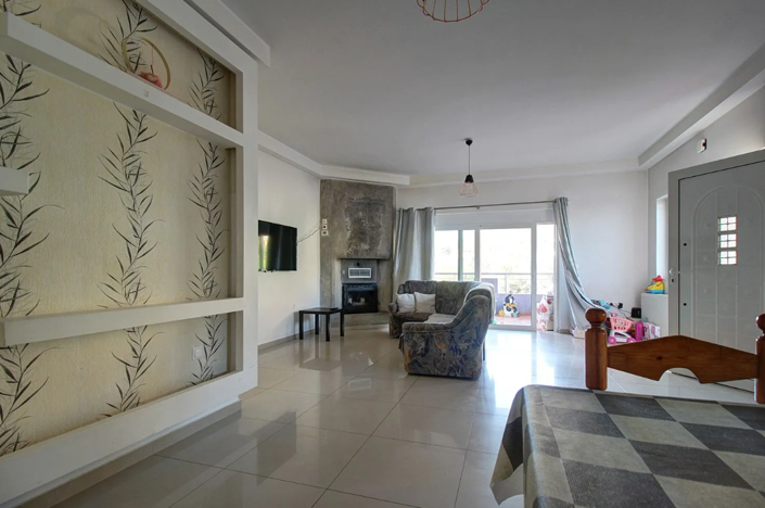 Image No.22-3 Bed House for sale