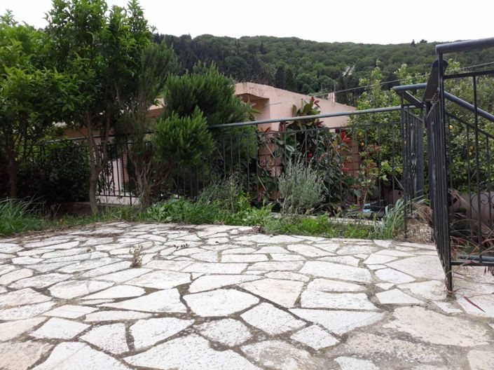 Image No.8-2 Bed House for sale